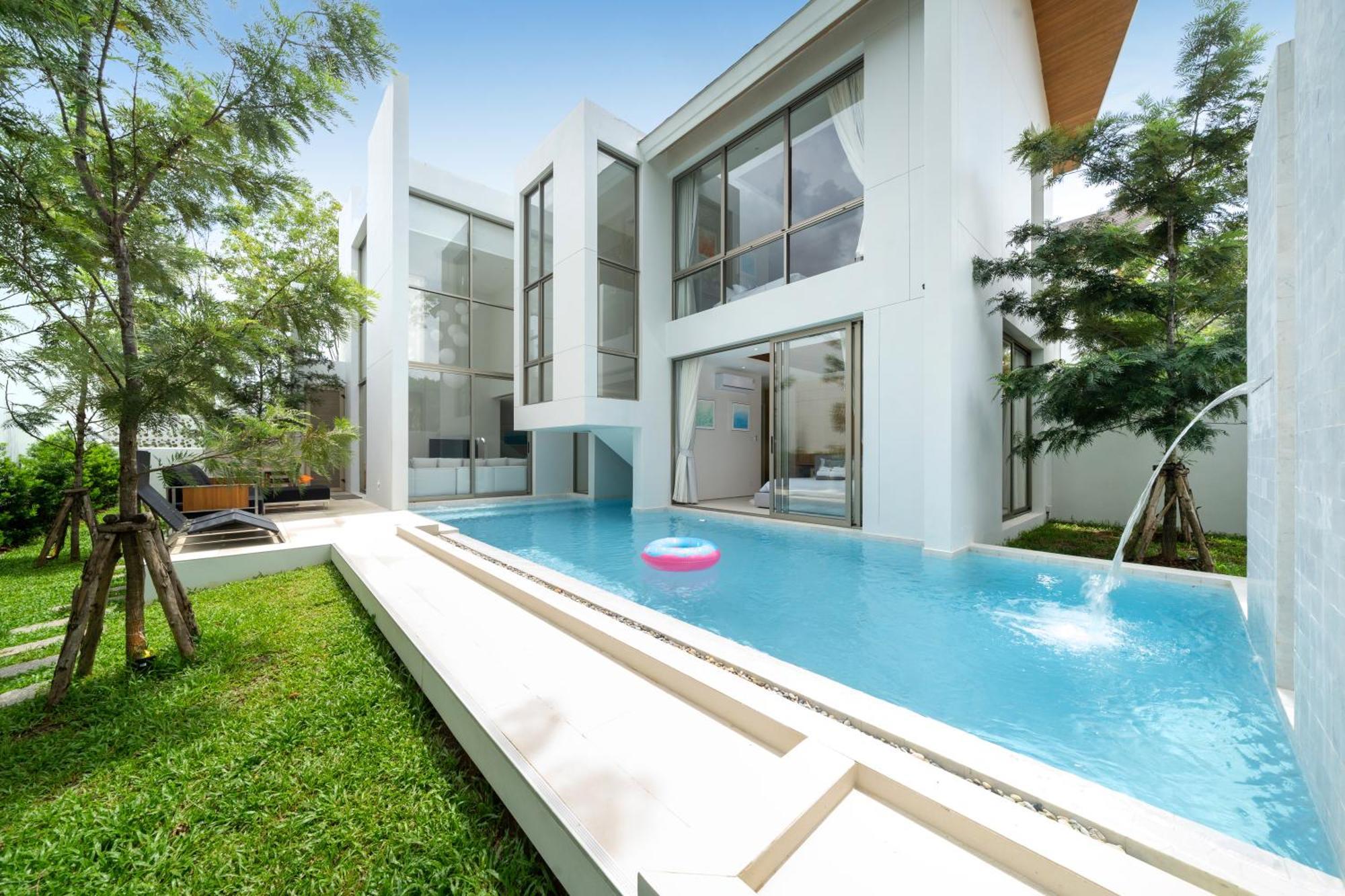 Villa Elegant Nature With Private Swimming Pool